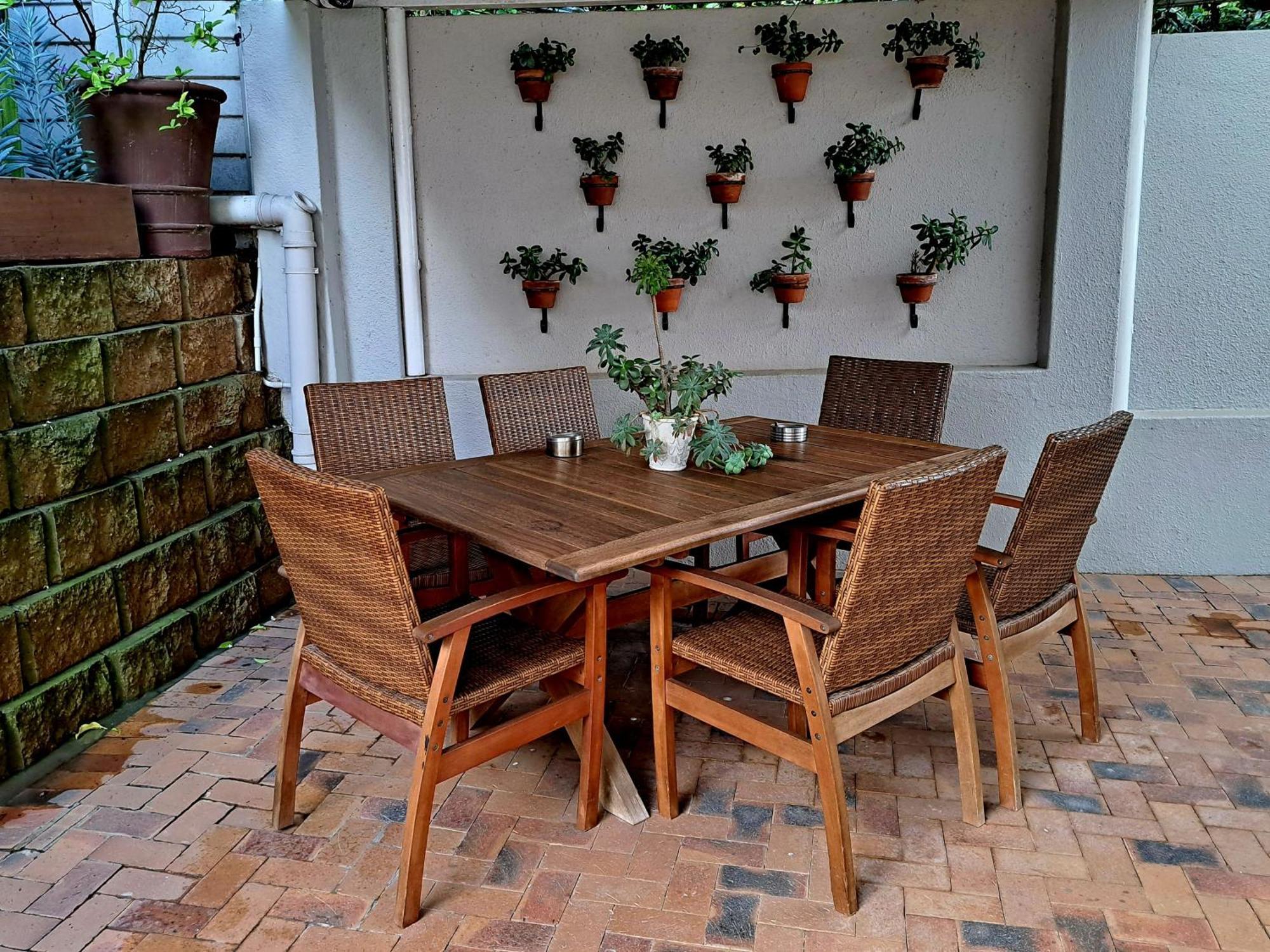 Four Palms Accommodation Дурбанвиль Экстерьер фото